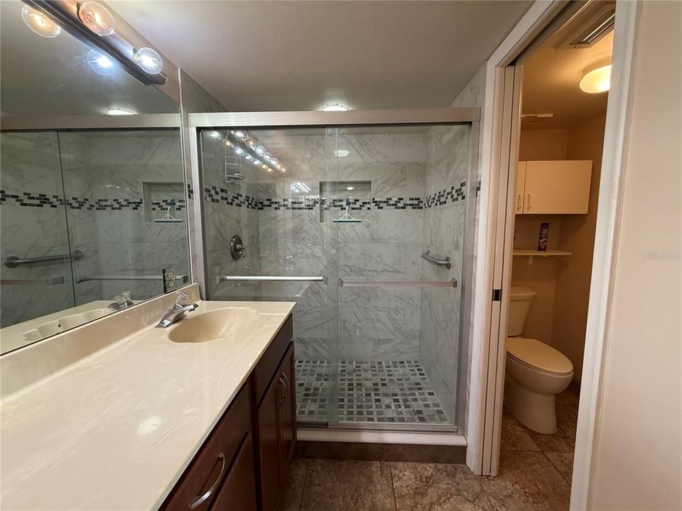For Rent: $2,750 (2 beds, 2 baths, 1255 Square Feet)
