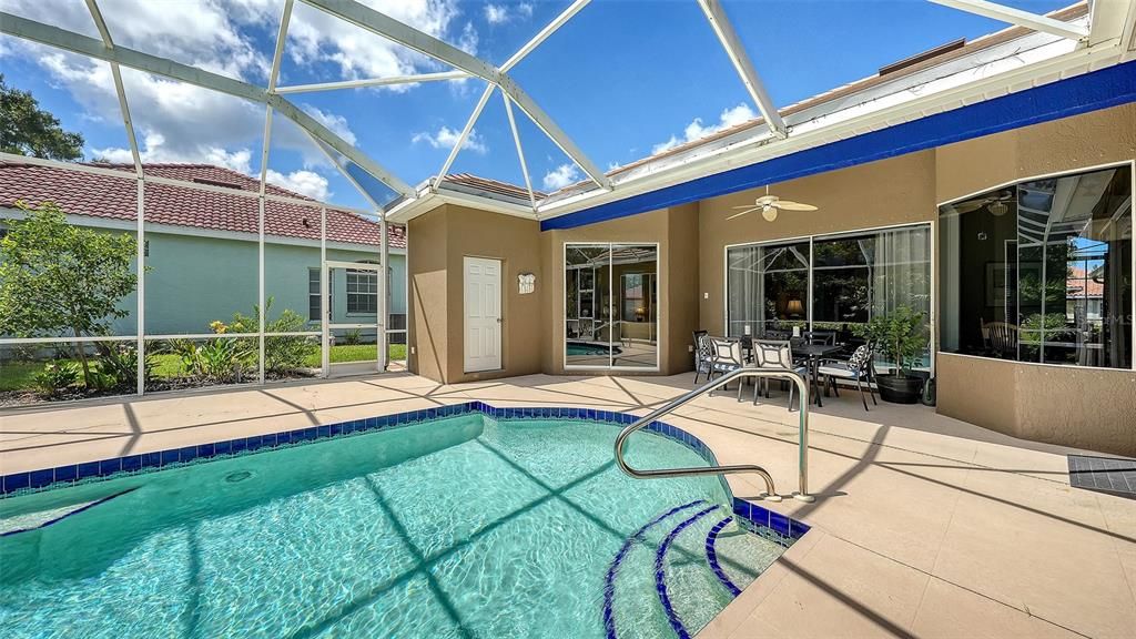 Activo con contrato: $699,000 (3 camas, 2 baños, 2242 Pies cuadrados)