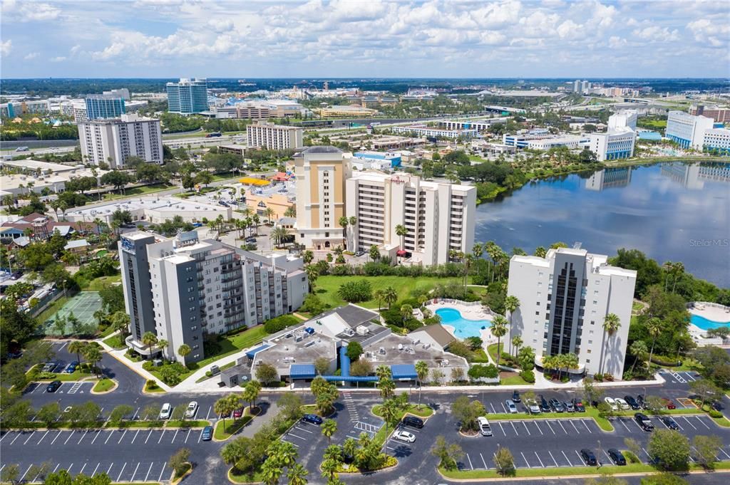 На продажу: $260,000 (2 спален, 2 ванн, 583 Квадратных фут)