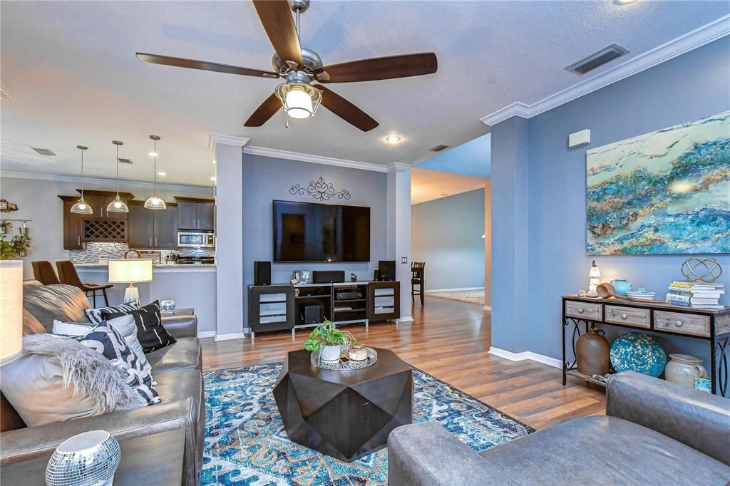 Active With Contract: $660,000 (4 beds, 2 baths, 3027 Square Feet)