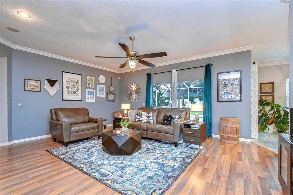 Active With Contract: $660,000 (4 beds, 2 baths, 3027 Square Feet)
