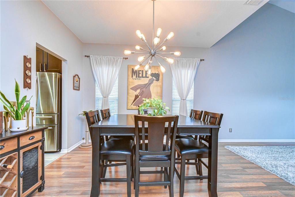 Active With Contract: $660,000 (4 beds, 2 baths, 3027 Square Feet)