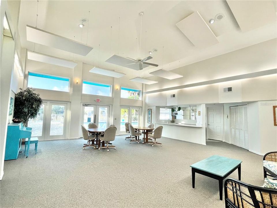 En Venta: $329,900 (2 camas, 2 baños, 1080 Pies cuadrados)