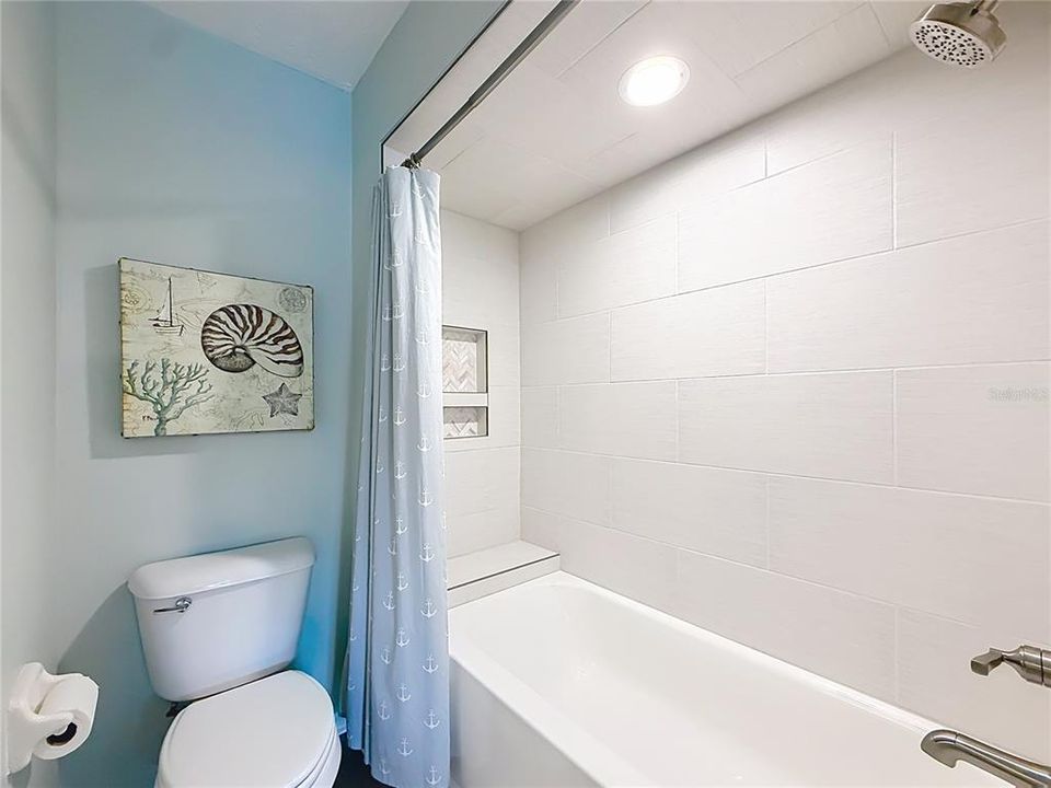 En Venta: $329,900 (2 camas, 2 baños, 1080 Pies cuadrados)