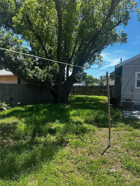 En Venta: $305,000 (3 camas, 1 baños, 868 Pies cuadrados)