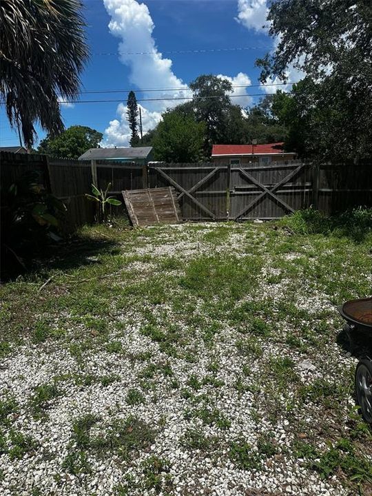 En Venta: $305,000 (3 camas, 1 baños, 868 Pies cuadrados)