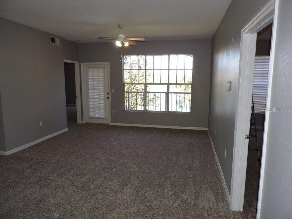 For Rent: $1,595 (2 beds, 2 baths, 1073 Square Feet)