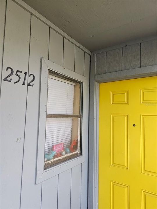 For Sale: $79,900 (1 beds, 1 baths, 642 Square Feet)