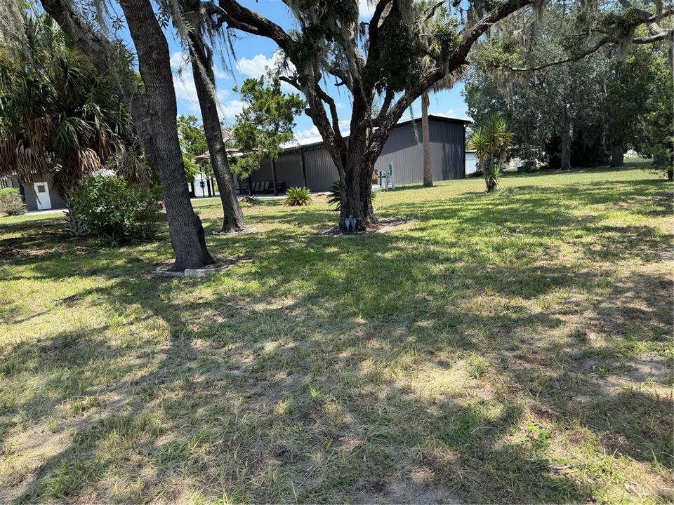 For Sale: $147,900 (2 beds, 2 baths, 1152 Square Feet)
