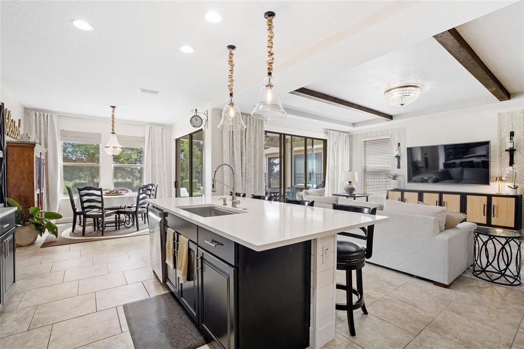 En Venta: $875,000 (4 camas, 4 baños, 3348 Pies cuadrados)