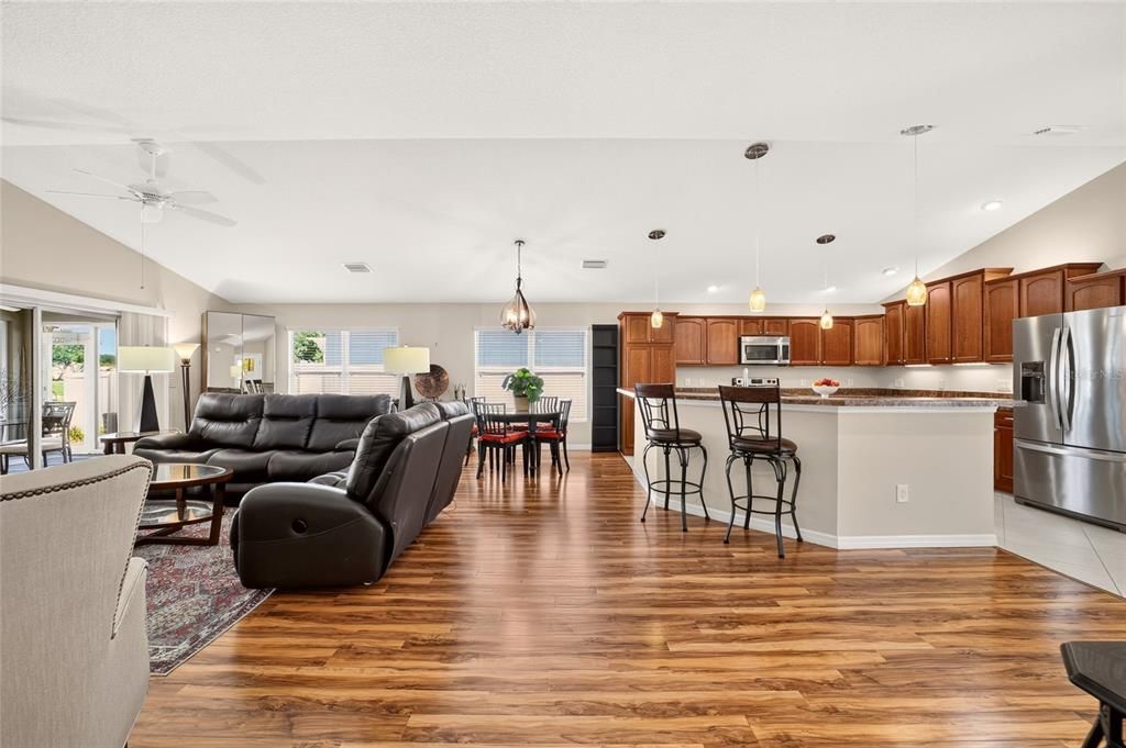 En Venta: $535,000 (3 camas, 2 baños, 1787 Pies cuadrados)