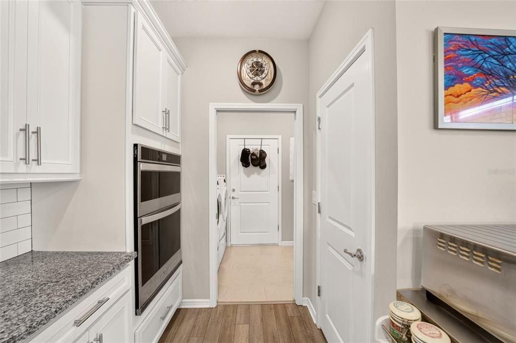 For Sale: $339,950 (2 beds, 2 baths, 1656 Square Feet)