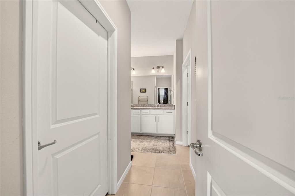 For Sale: $339,950 (2 beds, 2 baths, 1656 Square Feet)