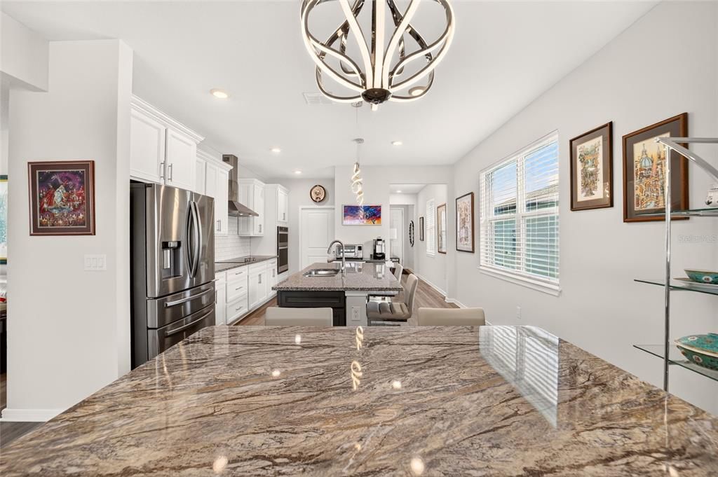 For Sale: $339,950 (2 beds, 2 baths, 1656 Square Feet)