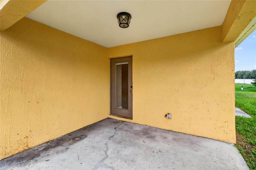 На продажу: $275,000 (3 спален, 2 ванн, 1661 Квадратных фут)