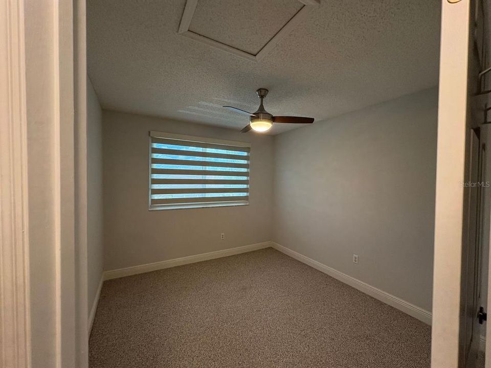 En Venta: $450,000 (4 camas, 2 baños, 1926 Pies cuadrados)