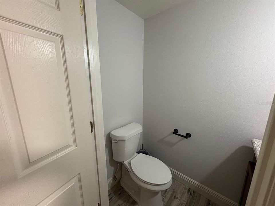 En Venta: $450,000 (4 camas, 2 baños, 1926 Pies cuadrados)