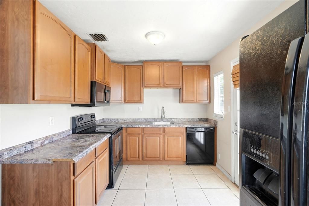 En Venta: $274,900 (2 camas, 1 baños, 768 Pies cuadrados)