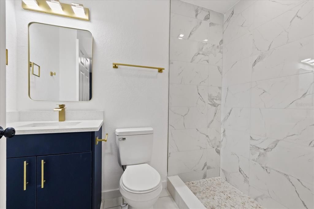 На продажу: $367,900 (3 спален, 2 ванн, 953 Квадратных фут)