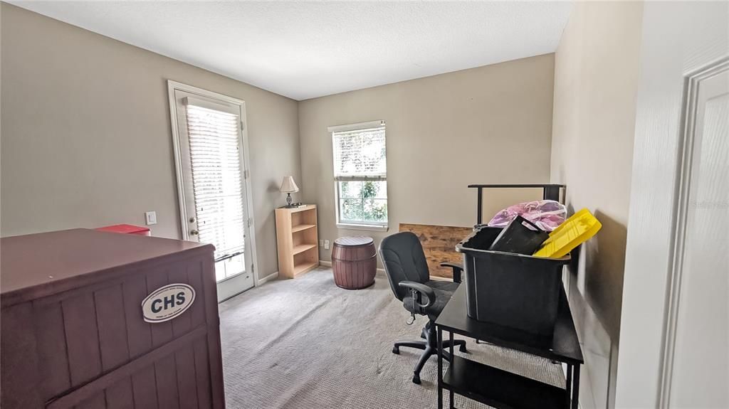 For Sale: $875,000 (4 beds, 3 baths, 2587 Square Feet)