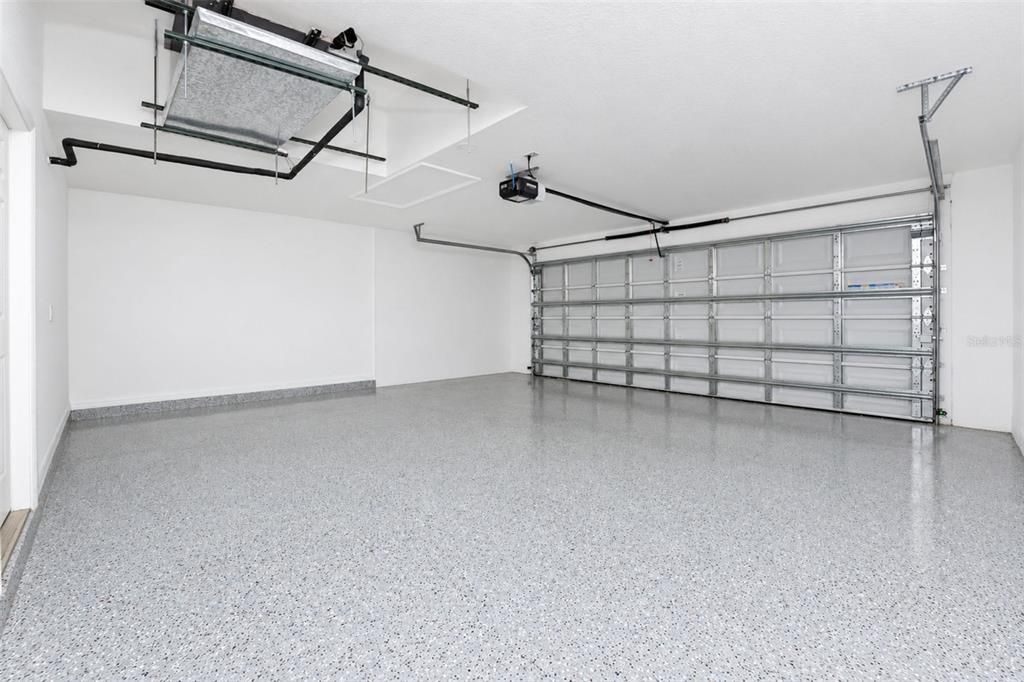 For Rent: $2,250 (4 beds, 2 baths, 1829 Square Feet)