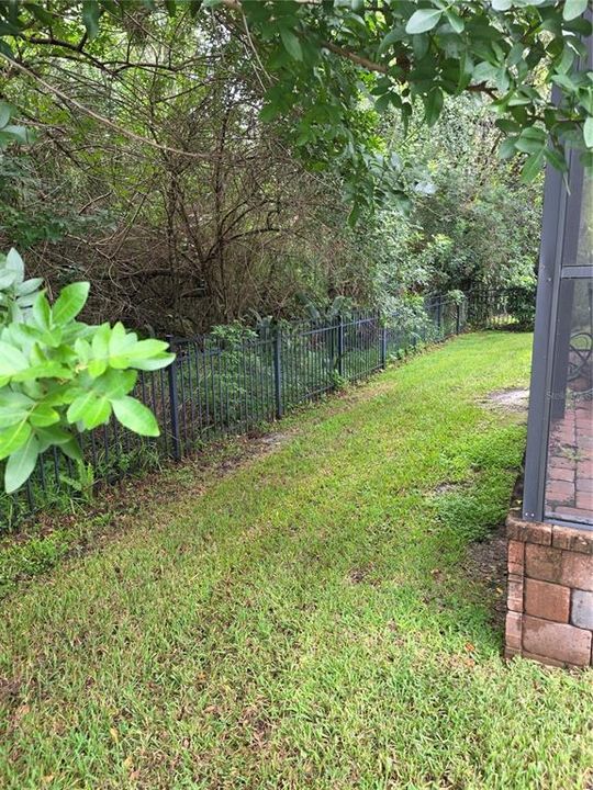 For Rent: $2,895 (4 beds, 2 baths, 1941 Square Feet)