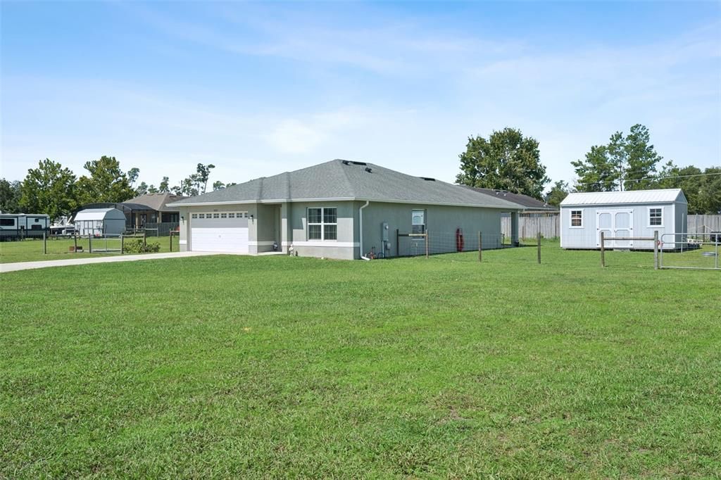 For Sale: $400,000 (3 beds, 2 baths, 1434 Square Feet)