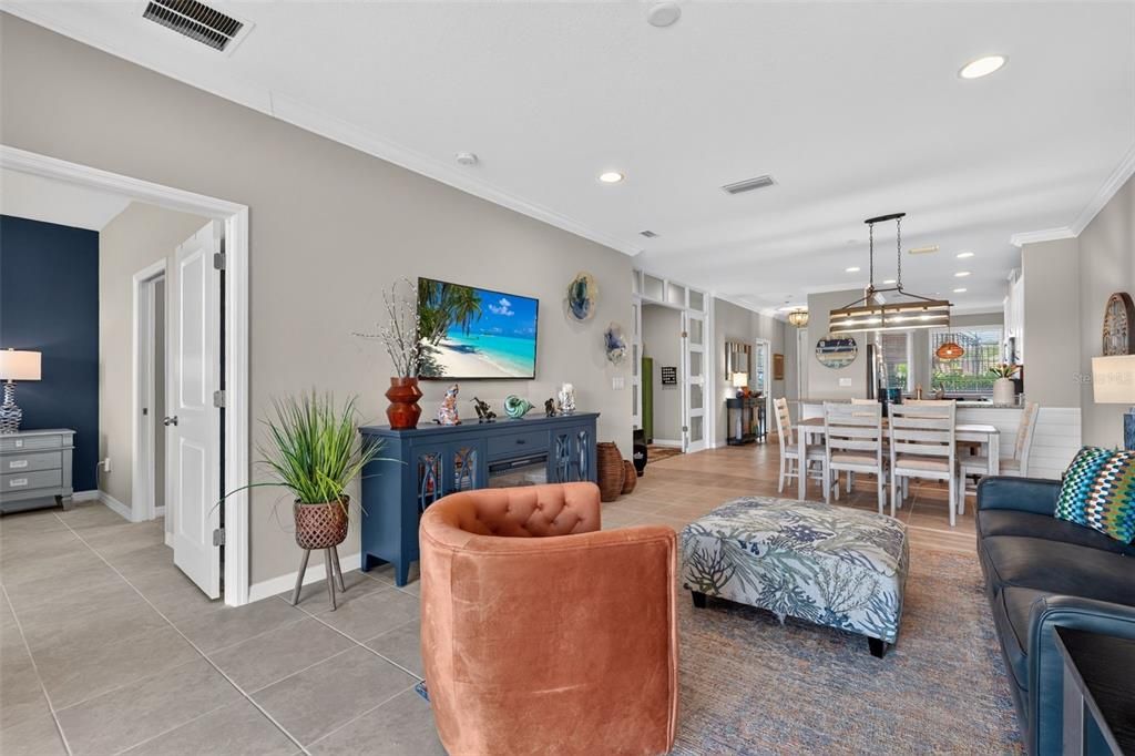 Active With Contract: $379,000 (2 beds, 2 baths, 1528 Square Feet)