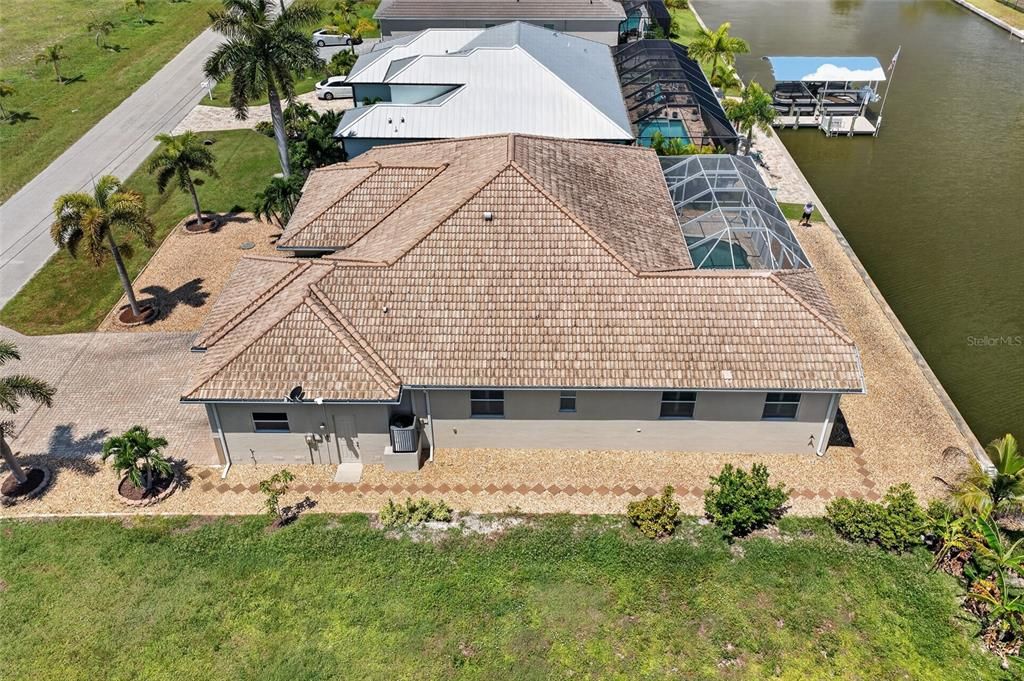 En Venta: $744,000 (3 camas, 2 baños, 2816 Pies cuadrados)