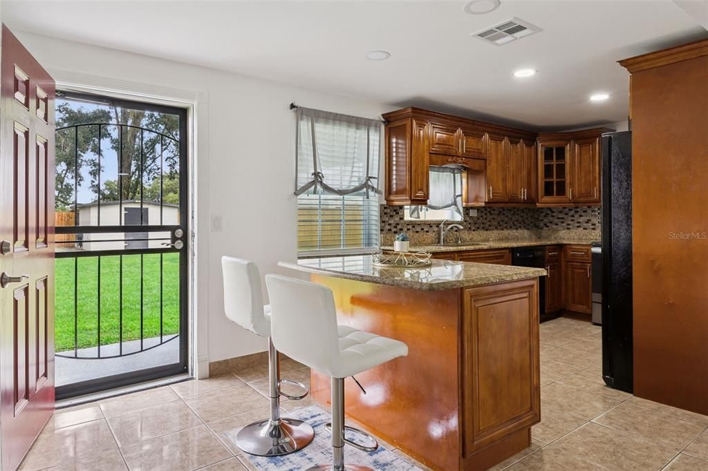 For Sale: $360,000 (4 beds, 2 baths, 1372 Square Feet)