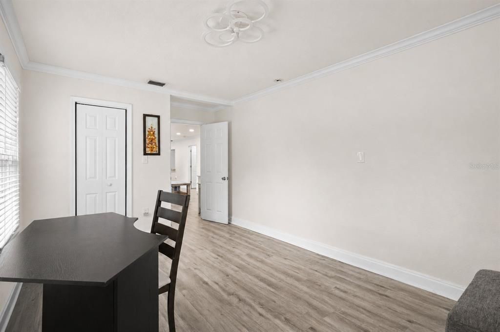 Activo con contrato: $495,000 (3 camas, 2 baños, 1428 Pies cuadrados)