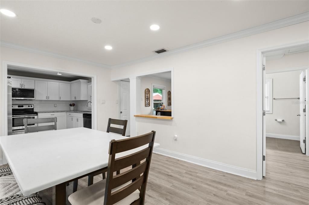Activo con contrato: $495,000 (3 camas, 2 baños, 1428 Pies cuadrados)