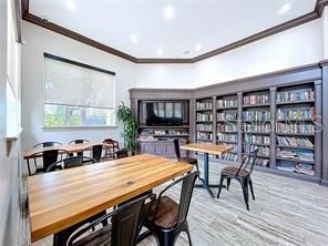 На продажу: $695,000 (4 спален, 3 ванн, 2643 Квадратных фут)