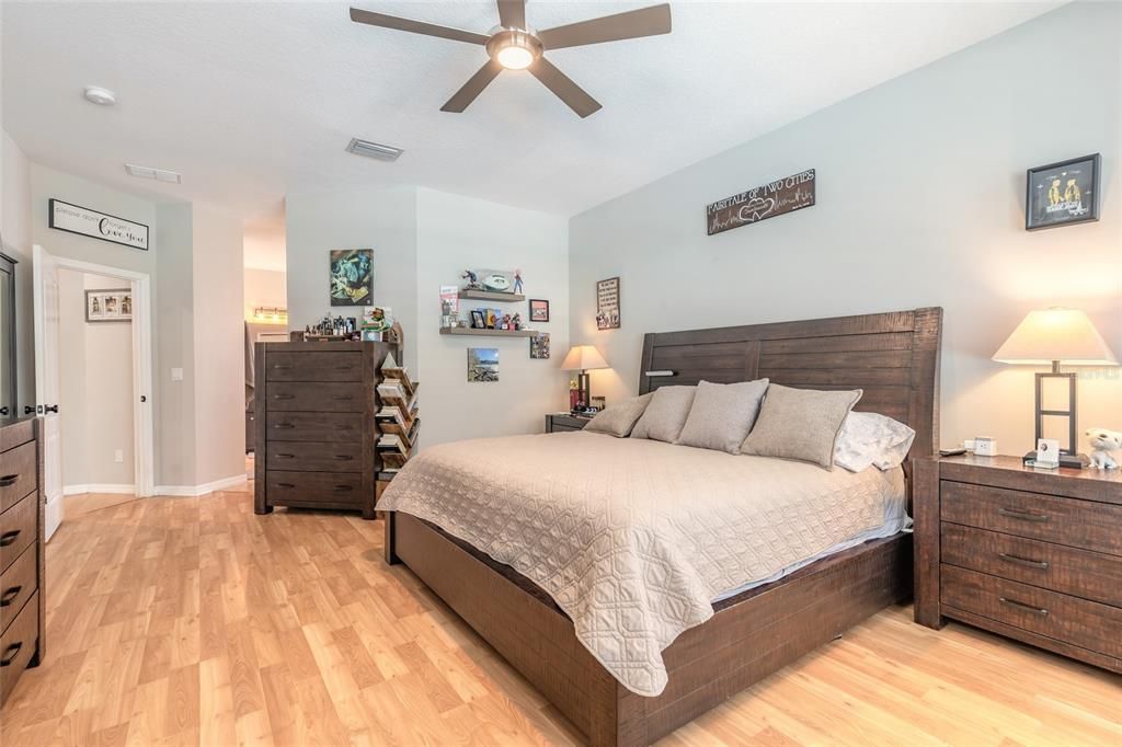 For Sale: $528,000 (4 beds, 3 baths, 2447 Square Feet)