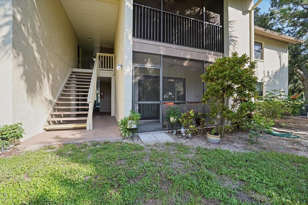 For Sale: $245,000 (2 beds, 2 baths, 1062 Square Feet)