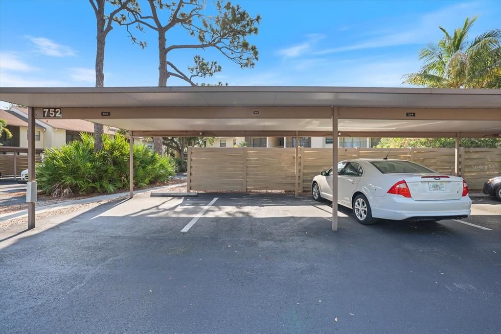 For Sale: $245,000 (2 beds, 2 baths, 1062 Square Feet)