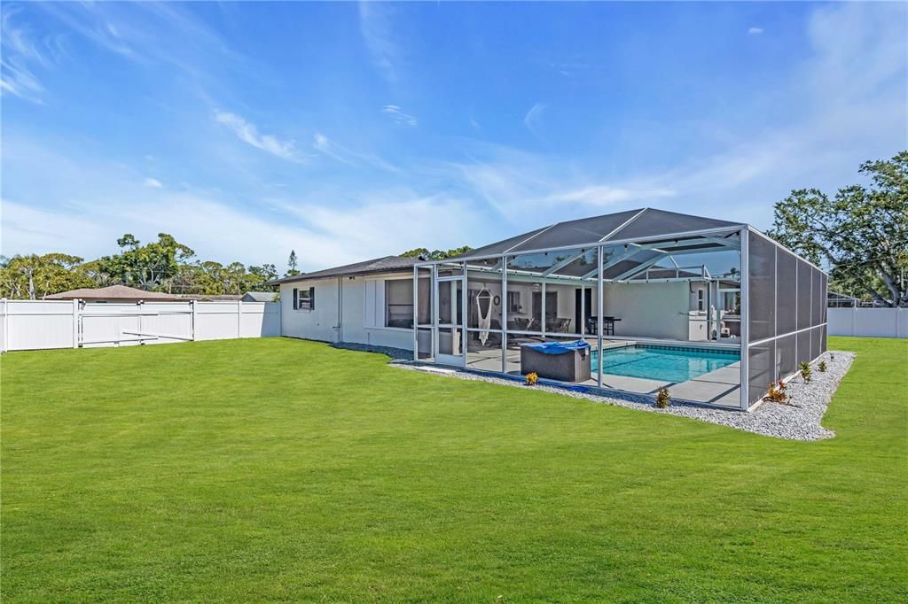 На продажу: $795,000 (4 спален, 3 ванн, 1680 Квадратных фут)
