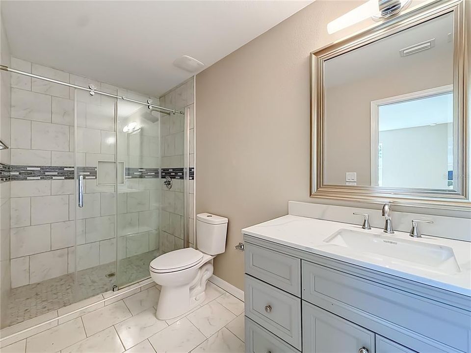 For Sale: $215,000 (3 beds, 2 baths, 1080 Square Feet)