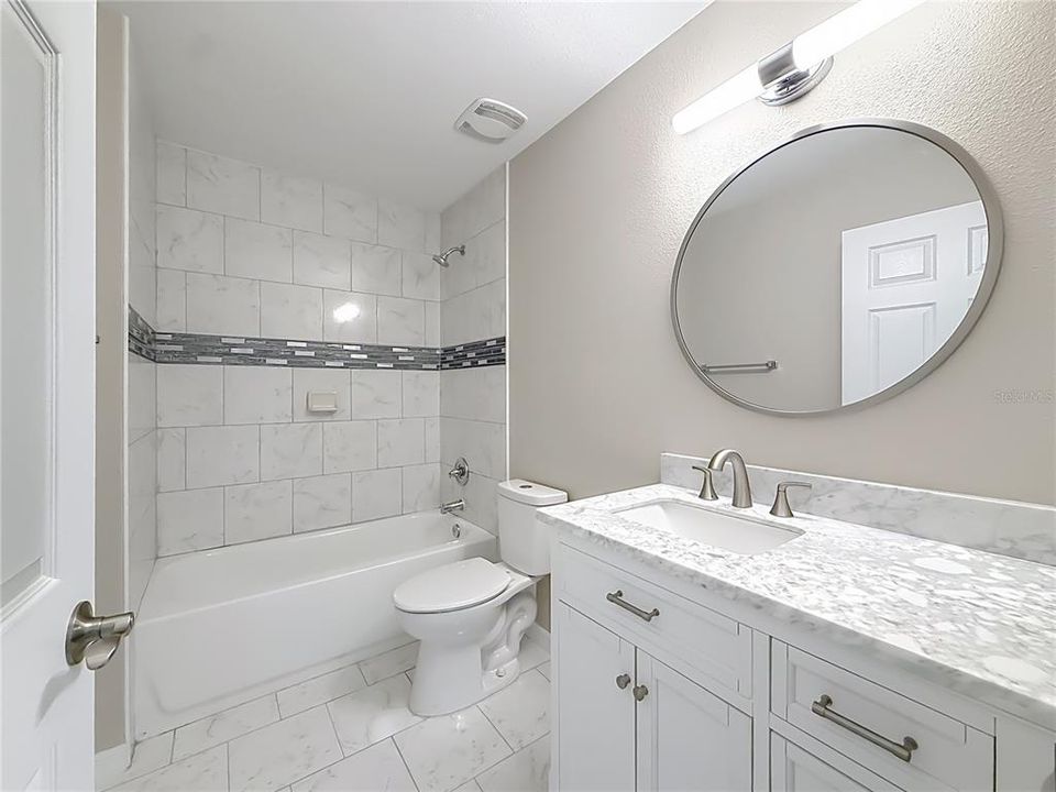 For Sale: $215,000 (3 beds, 2 baths, 1080 Square Feet)