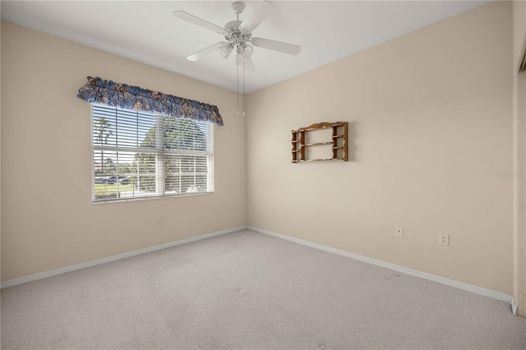 For Sale: $359,900 (2 beds, 2 baths, 1906 Square Feet)