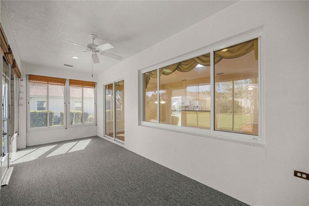 For Sale: $359,900 (2 beds, 2 baths, 1906 Square Feet)