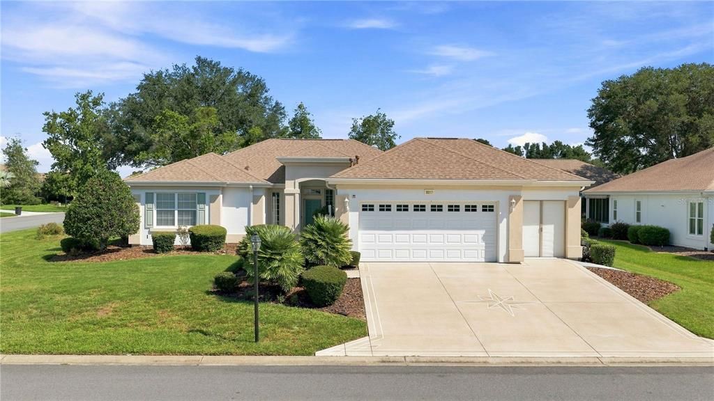 For Sale: $359,900 (2 beds, 2 baths, 1906 Square Feet)