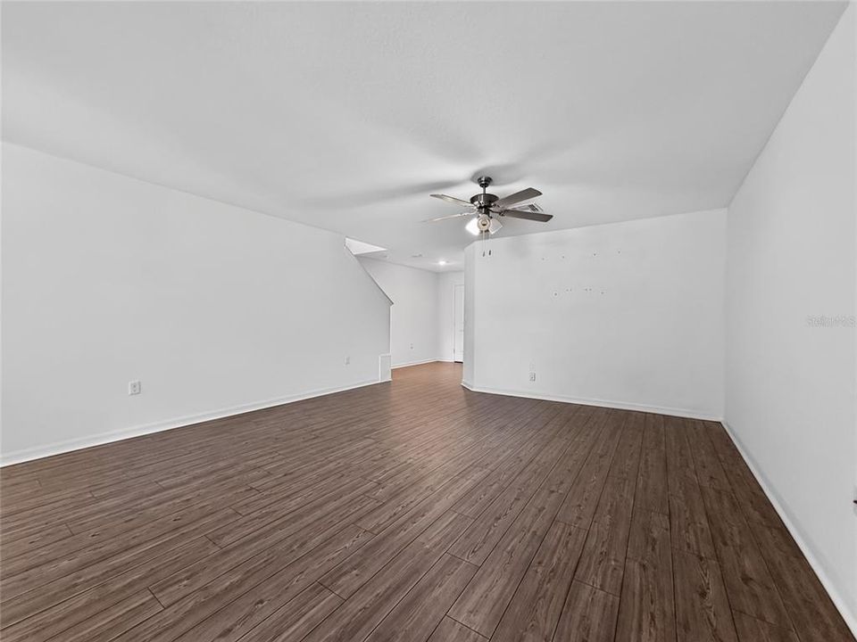 На продажу: $264,900 (3 спален, 2 ванн, 1772 Квадратных фут)