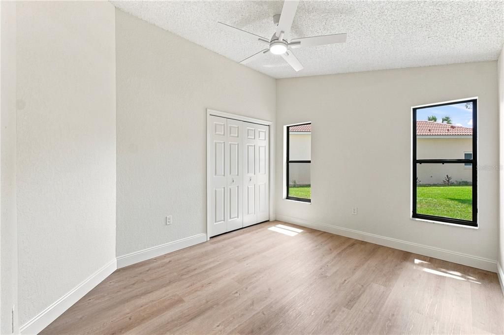 For Sale: $359,000 (3 beds, 2 baths, 2150 Square Feet)
