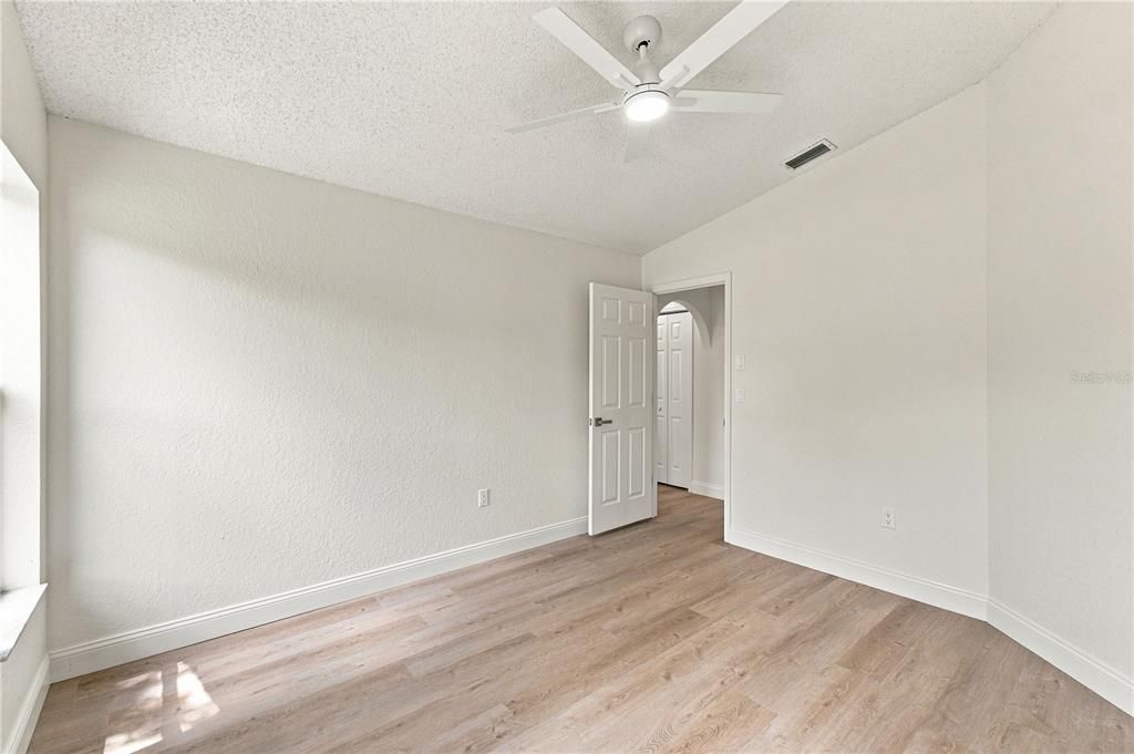 For Sale: $359,000 (3 beds, 2 baths, 2150 Square Feet)