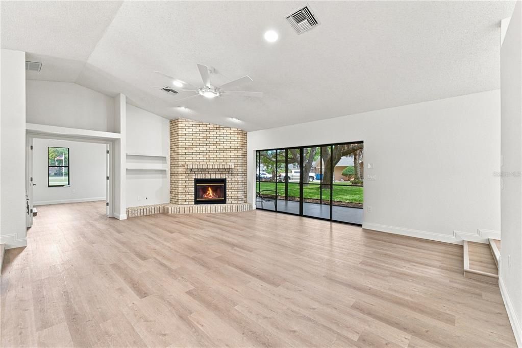For Sale: $359,000 (3 beds, 2 baths, 2150 Square Feet)