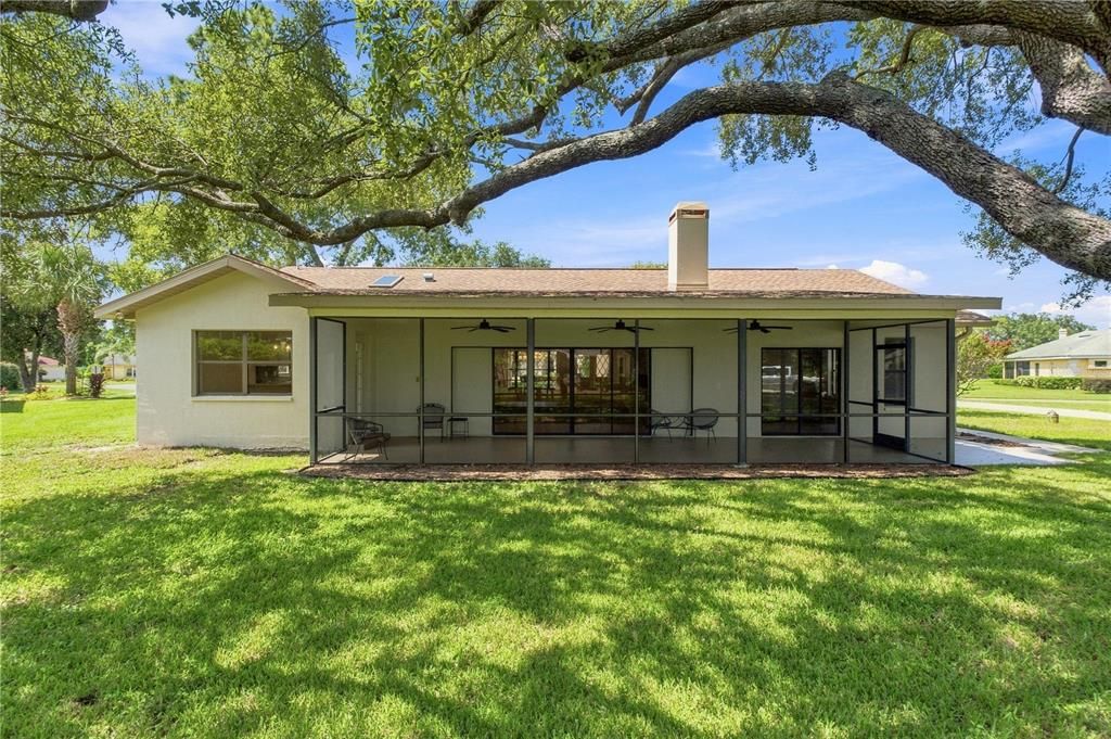 For Sale: $359,000 (3 beds, 2 baths, 2150 Square Feet)
