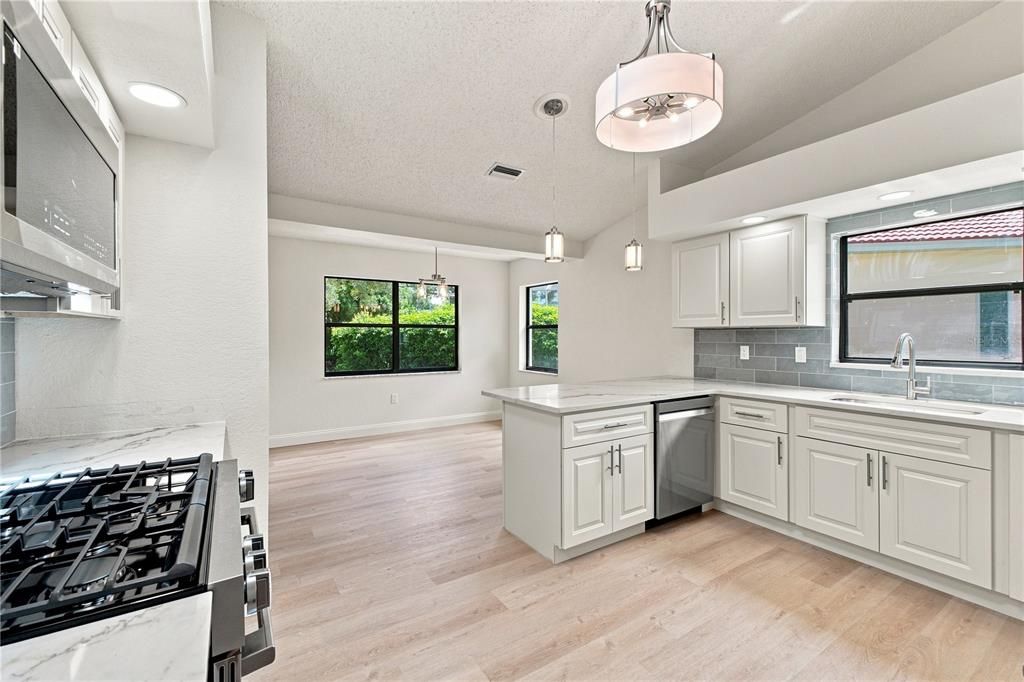 For Sale: $359,000 (3 beds, 2 baths, 2150 Square Feet)