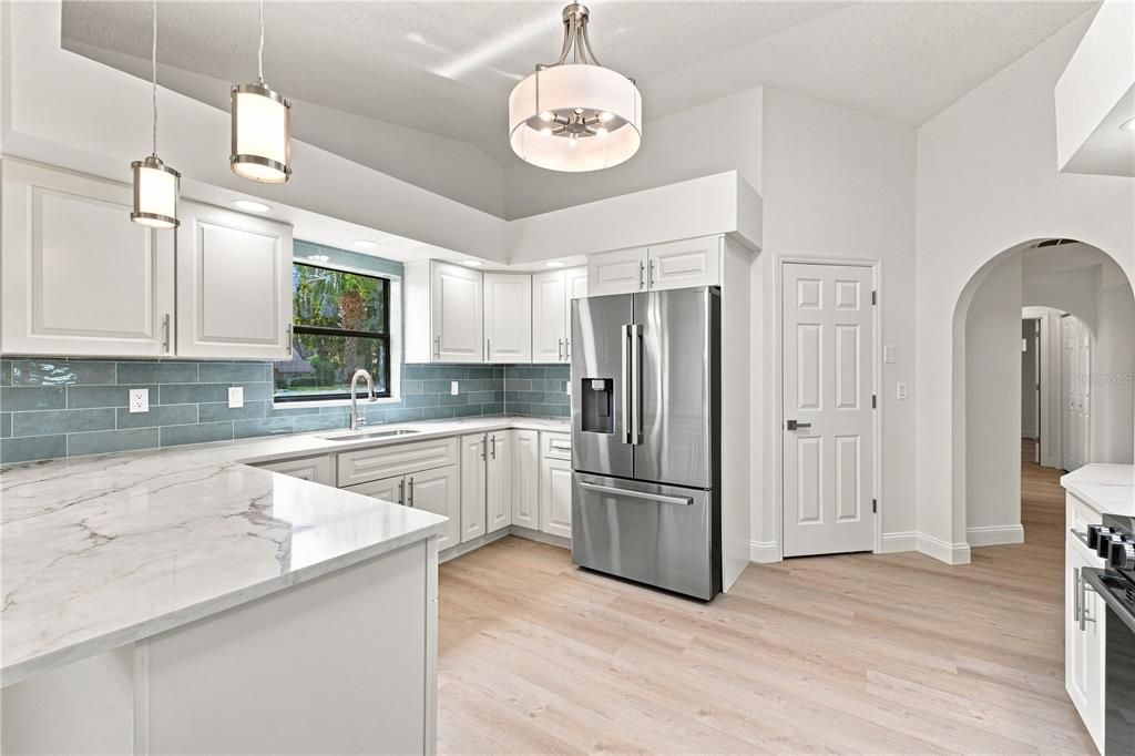 For Sale: $359,000 (3 beds, 2 baths, 2150 Square Feet)