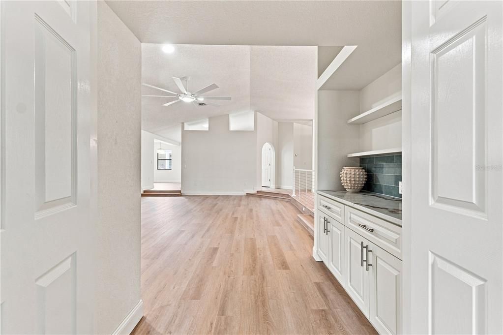 For Sale: $359,000 (3 beds, 2 baths, 2150 Square Feet)